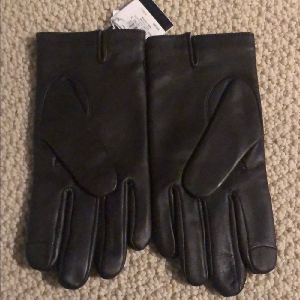 Coach Men’s Mahogany Leather Tech Glove - Picture 2 of 4